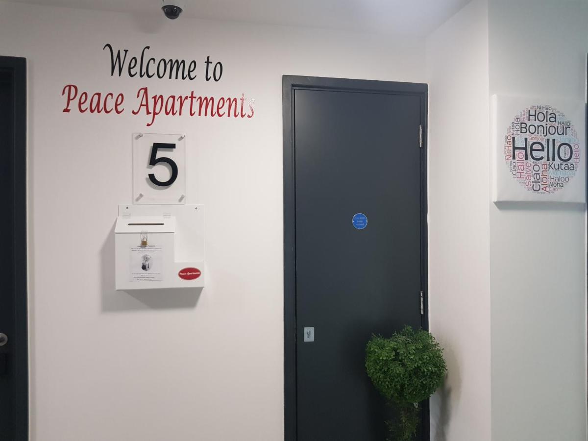 Peace Apartments - Luton Luton (Bedfordshire) Exterior foto
